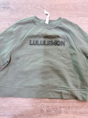 lululemon olive green crewneck sweatshirt M/L